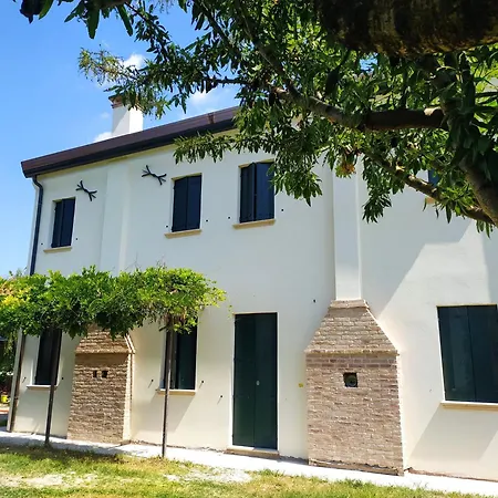 Casa Agricola Amicizia Farm stay Poiana Maggiore